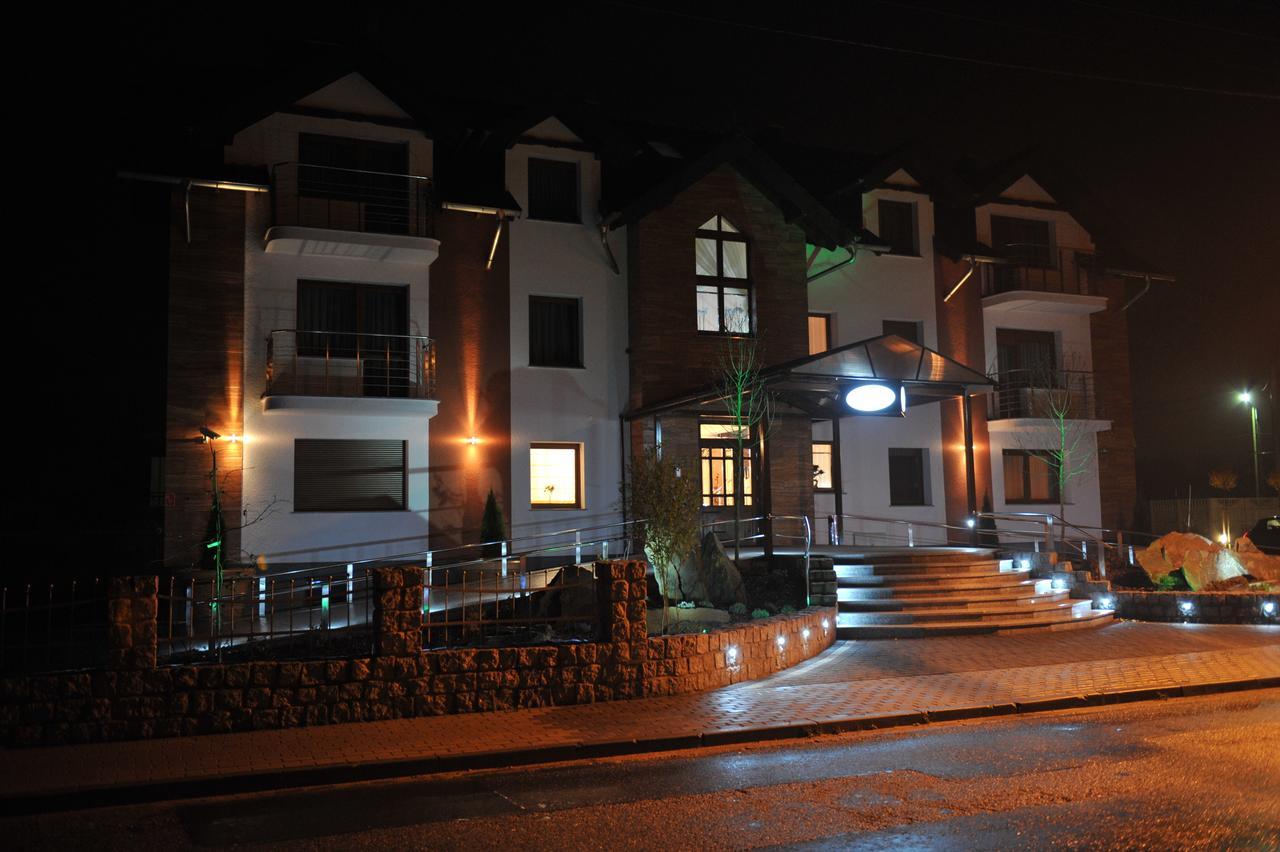 Hotel Linder Malnia ภายนอก รูปภาพ